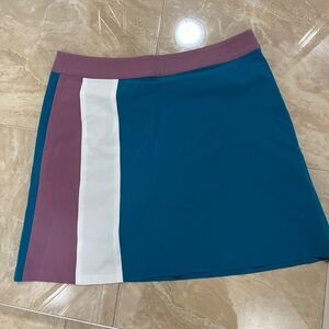 New With tag Oxford golf skirt with shorts under size 6